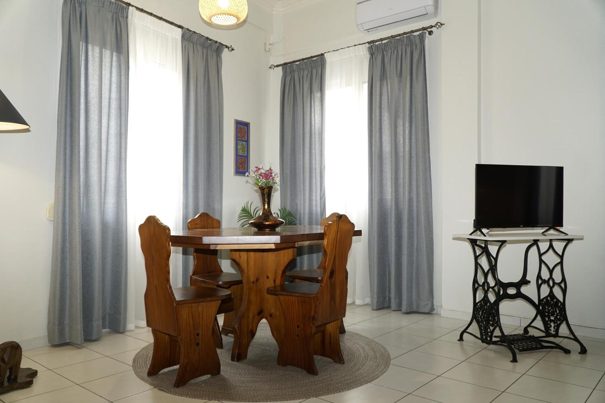 Elegant Central Apartment Iraklion Buitenkant foto