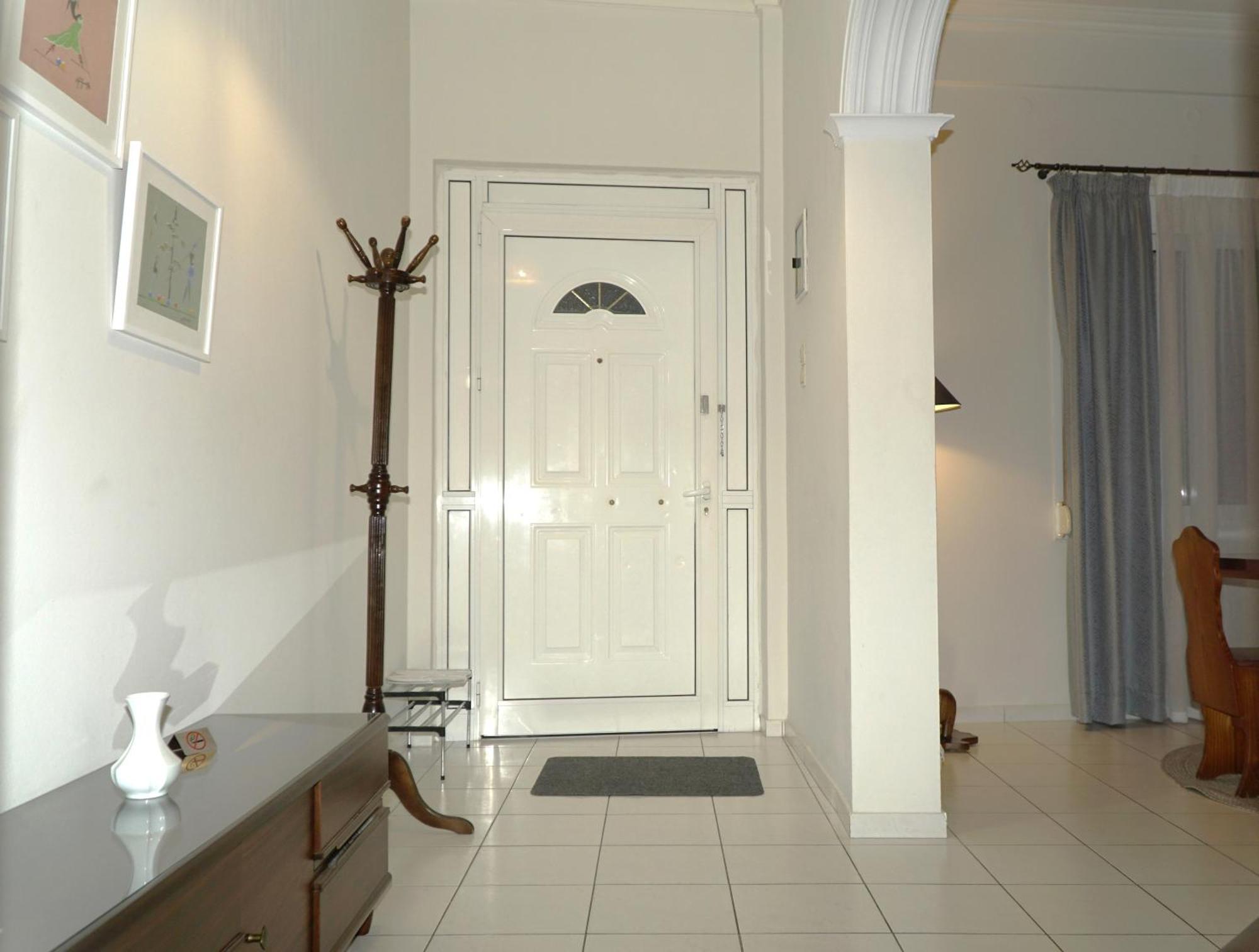 Elegant Central Apartment Iraklion Buitenkant foto